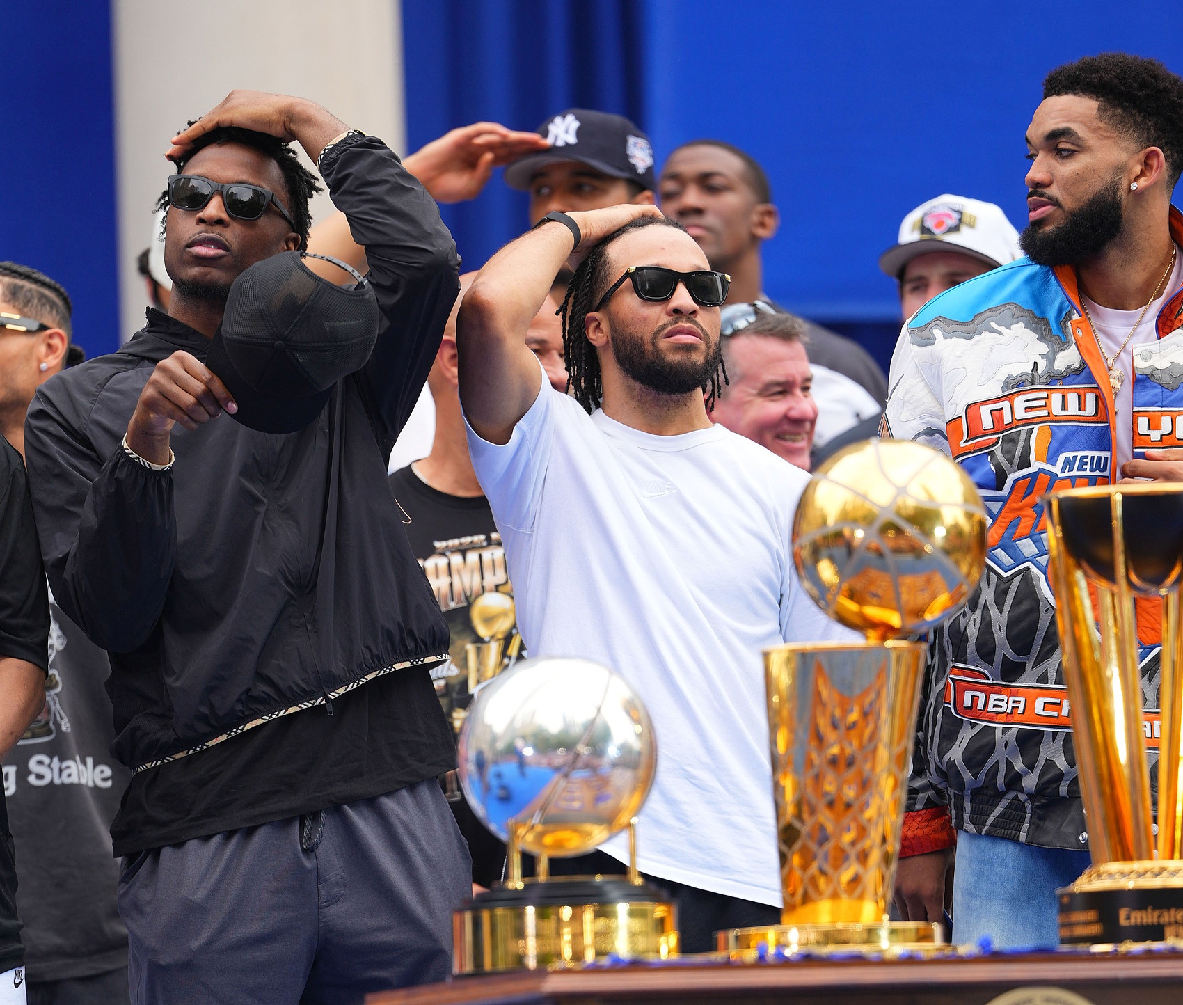 西蒙斯直言尼克斯为头号对手 卫冕冠军地位仍受认可
