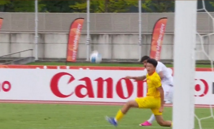 半场-U23国足0-0伊朗U23 U23国足控球率仅三成,3脚打门0射正 半场-U23国足0-0伊朗U23 U23国足控球率仅三成,3脚打门0射正